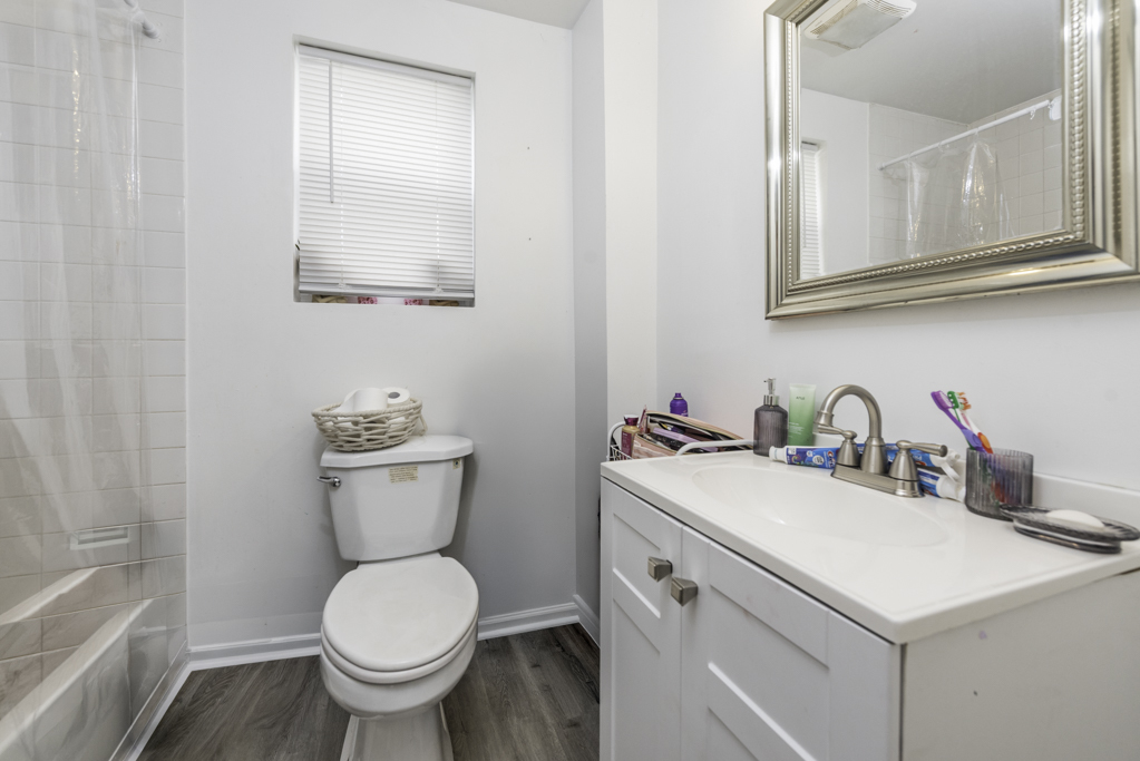 644 Lenox Avenue Property Photo 8
