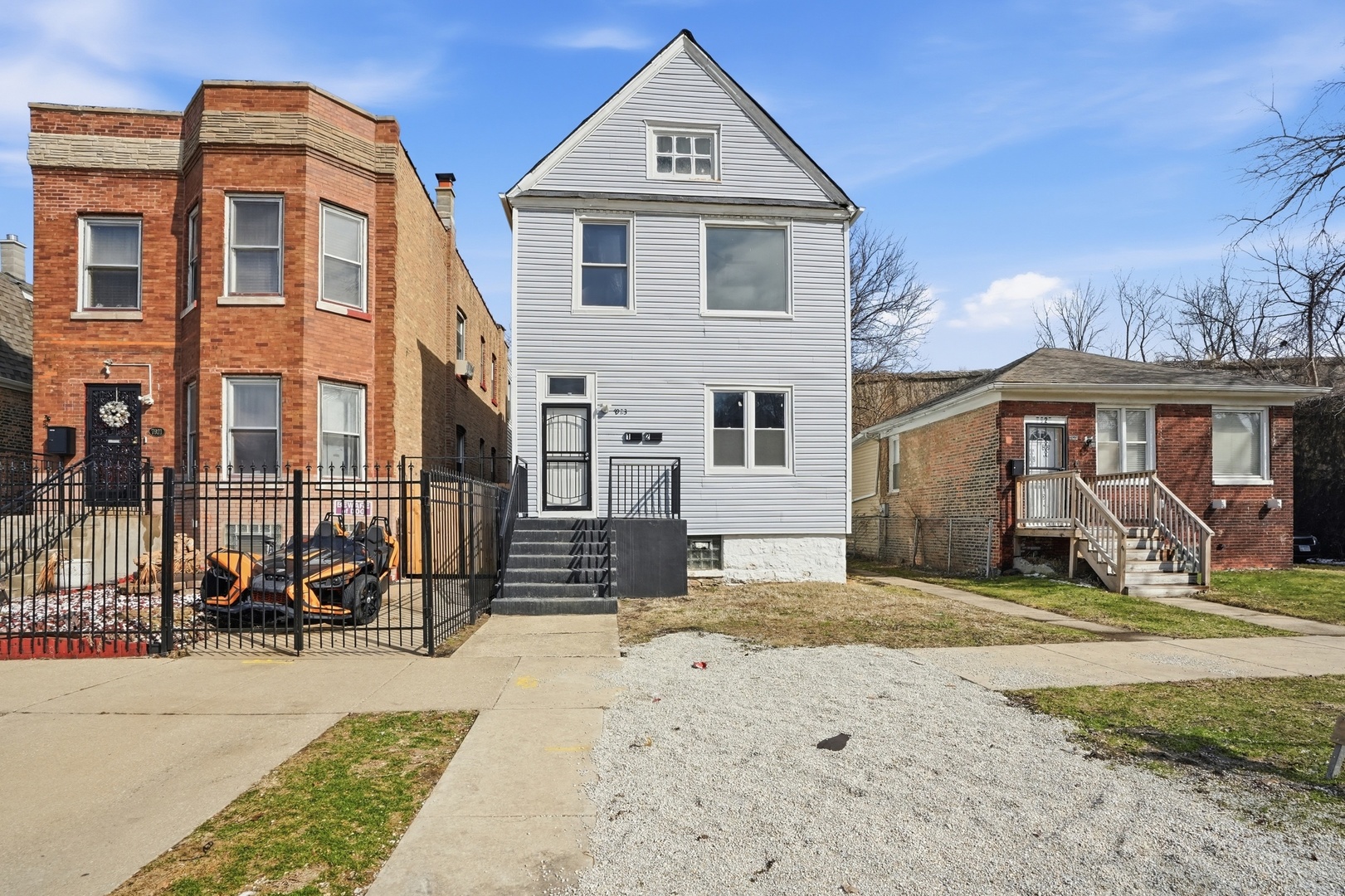 7923 S Lowe Avenue Property Photo 1