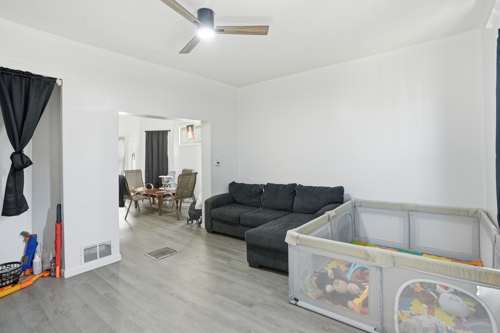 7923 S Lowe Avenue Property Photo 10