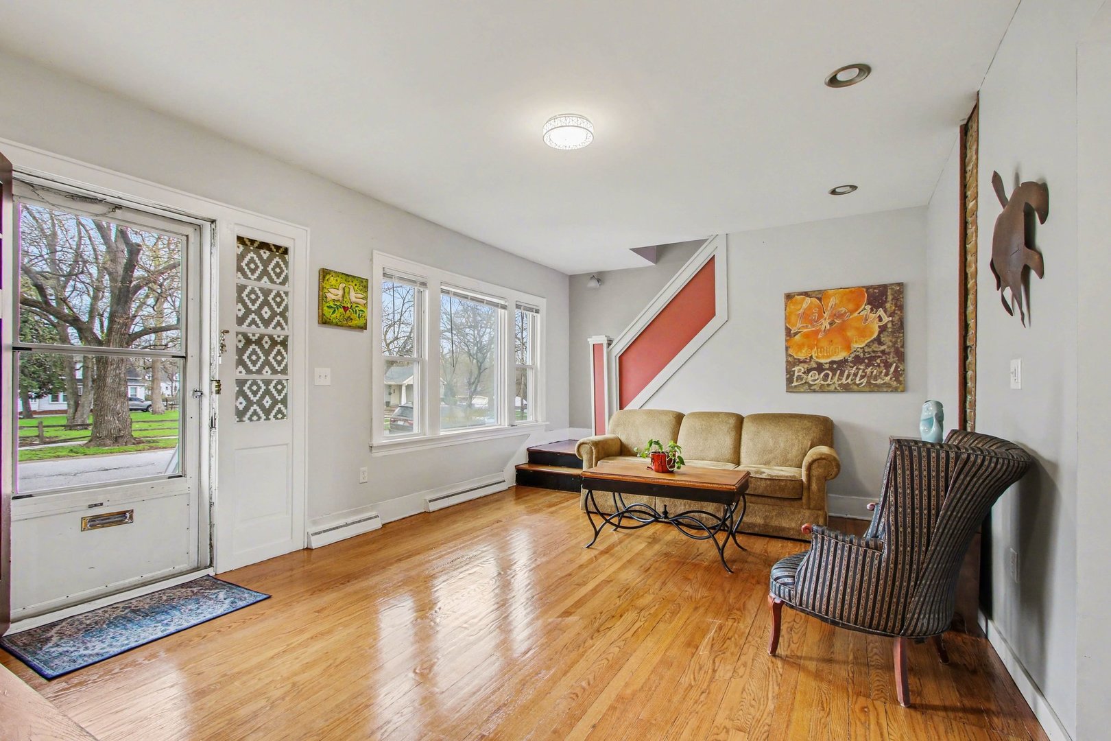 120 S Kinzie Street Property Photo 6
