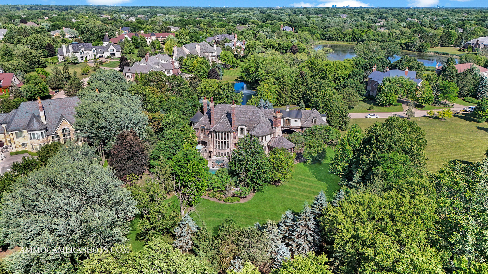 8 Brooke Lane Property Photo 3