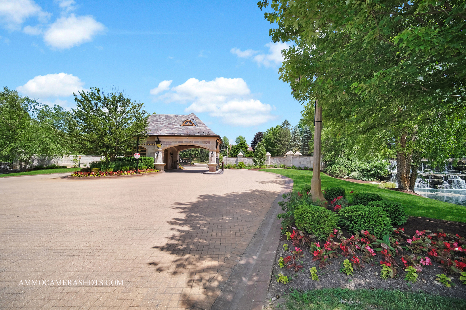 8 Brooke Lane Property Photo 6