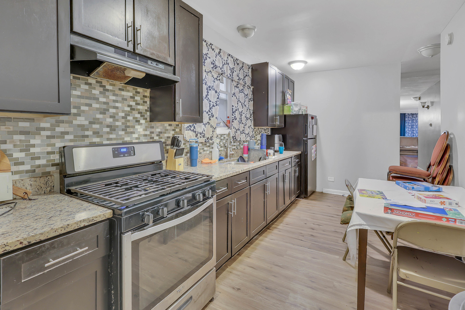 7927 S Langley Avenue Property Photo 14