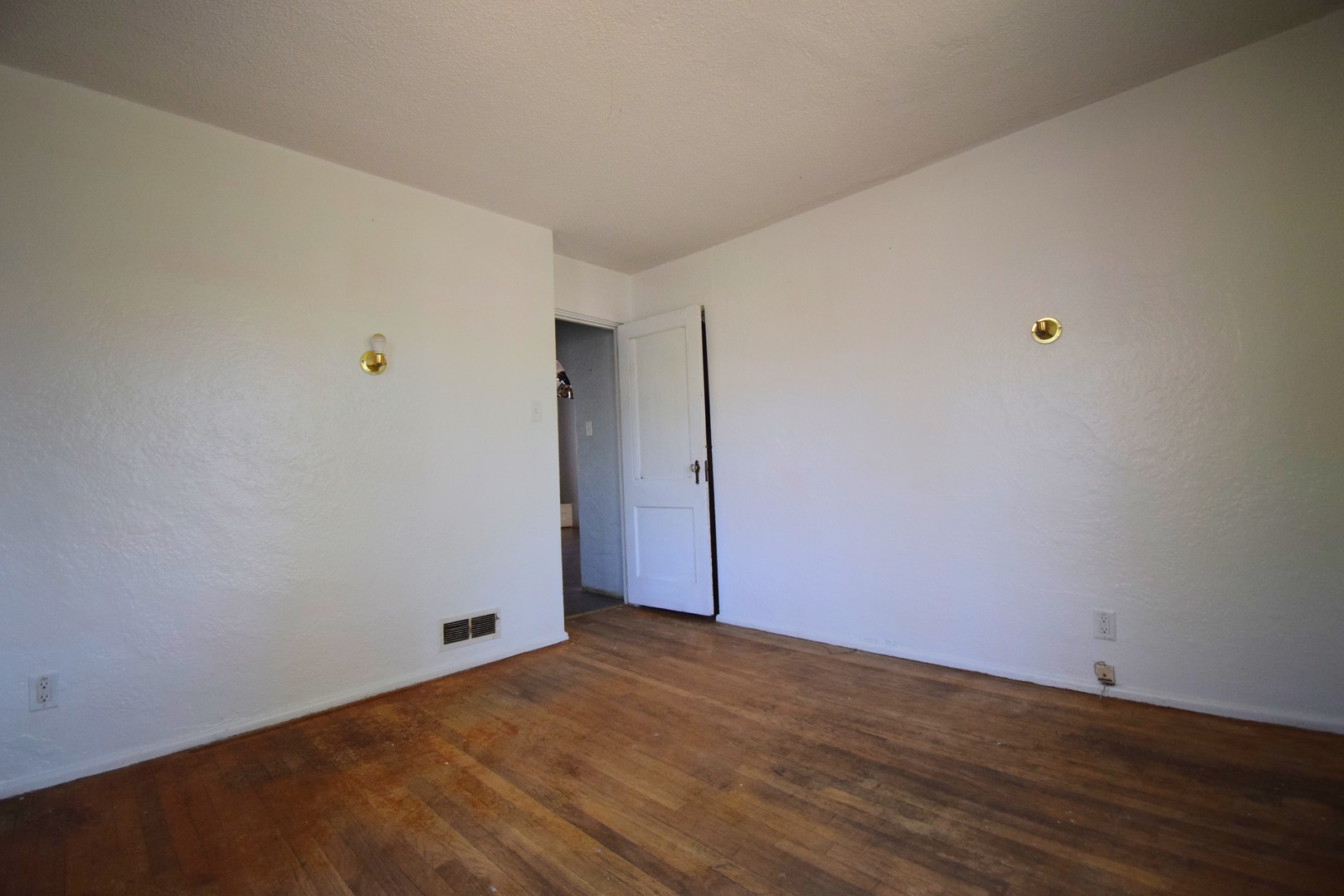 2308 Logan Street Property Photo 14