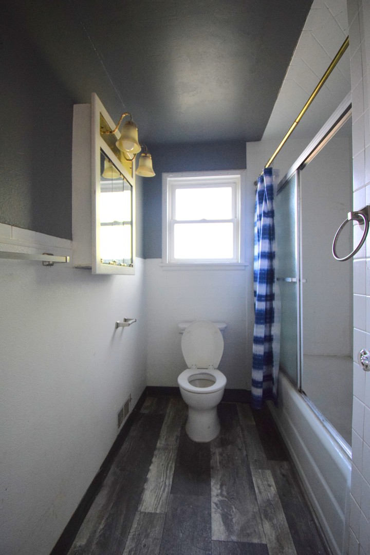 2308 Logan Street Property Photo 15