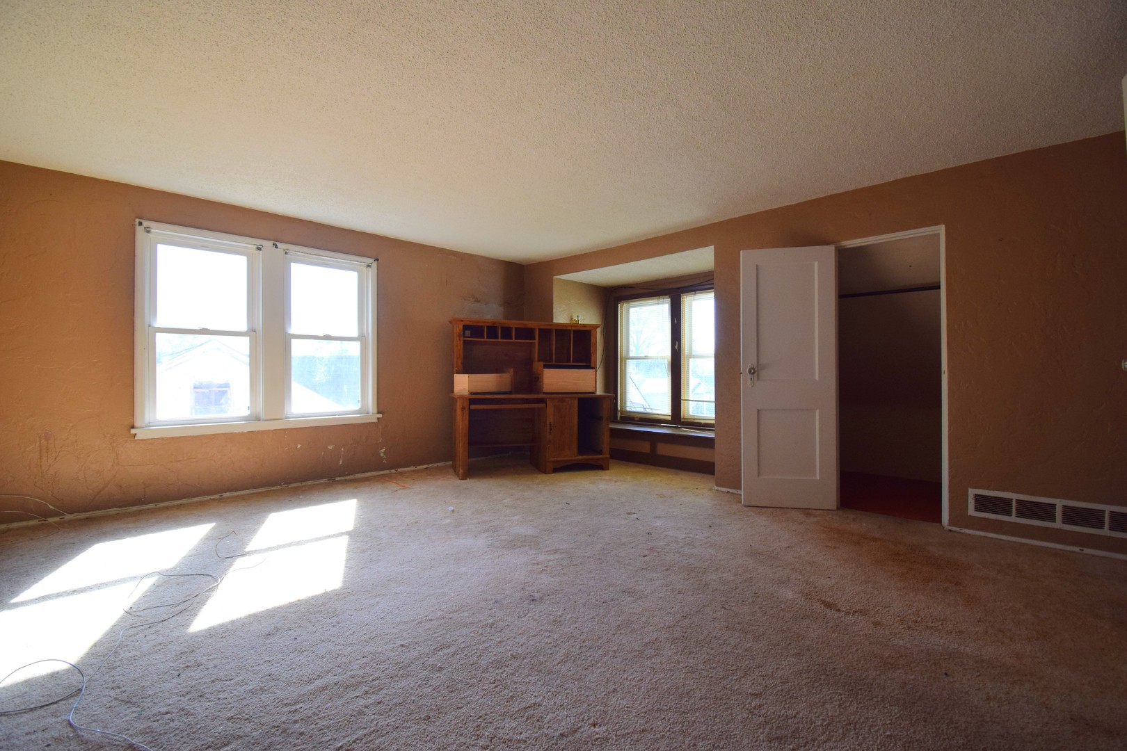 2308 Logan Street Property Photo 18