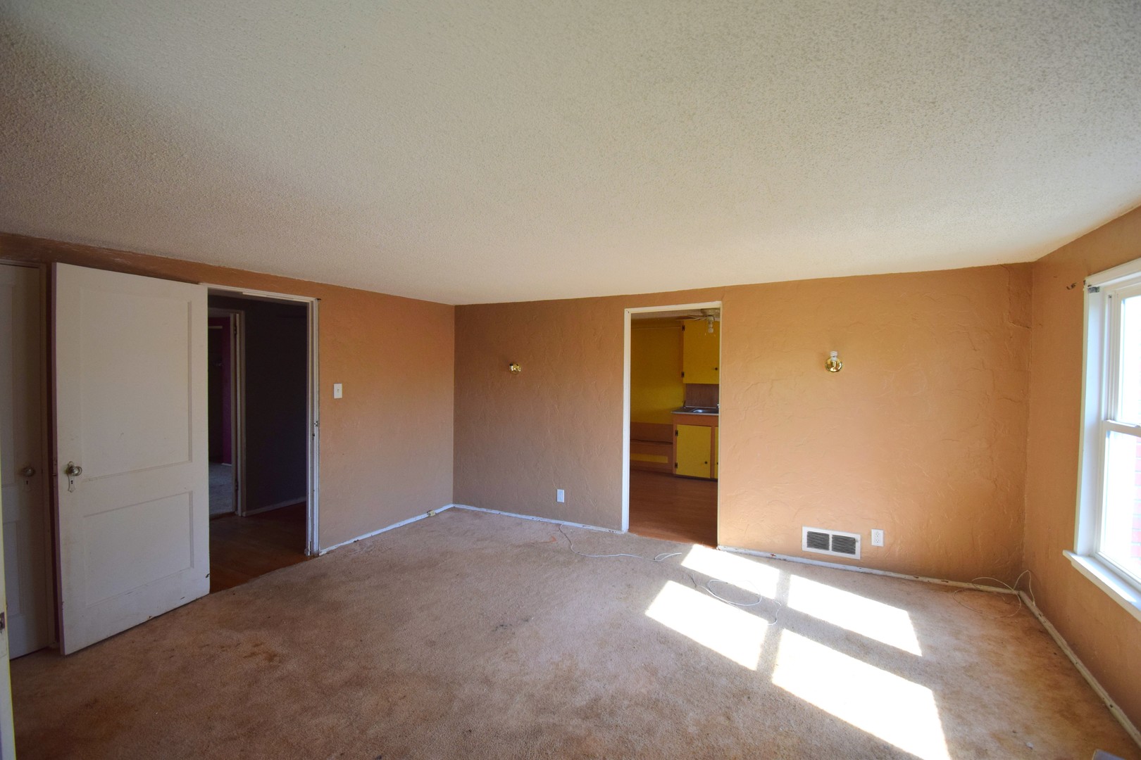 2308 Logan Street Property Photo 19