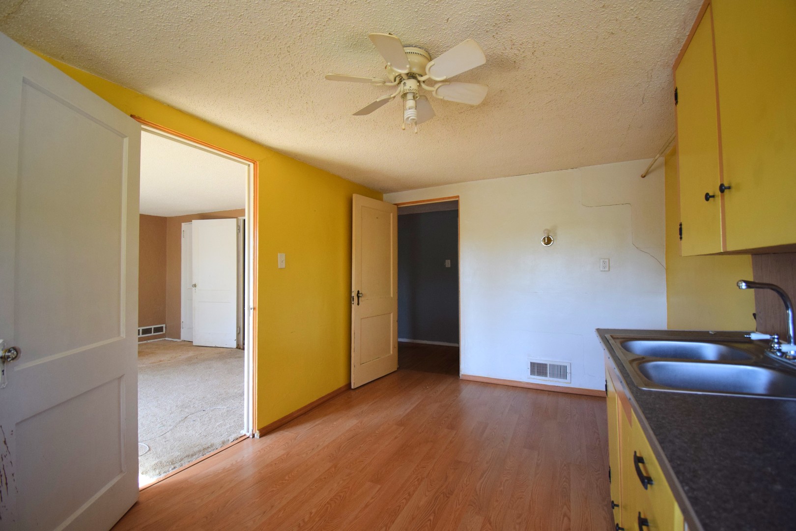 2308 Logan Street Property Photo 21