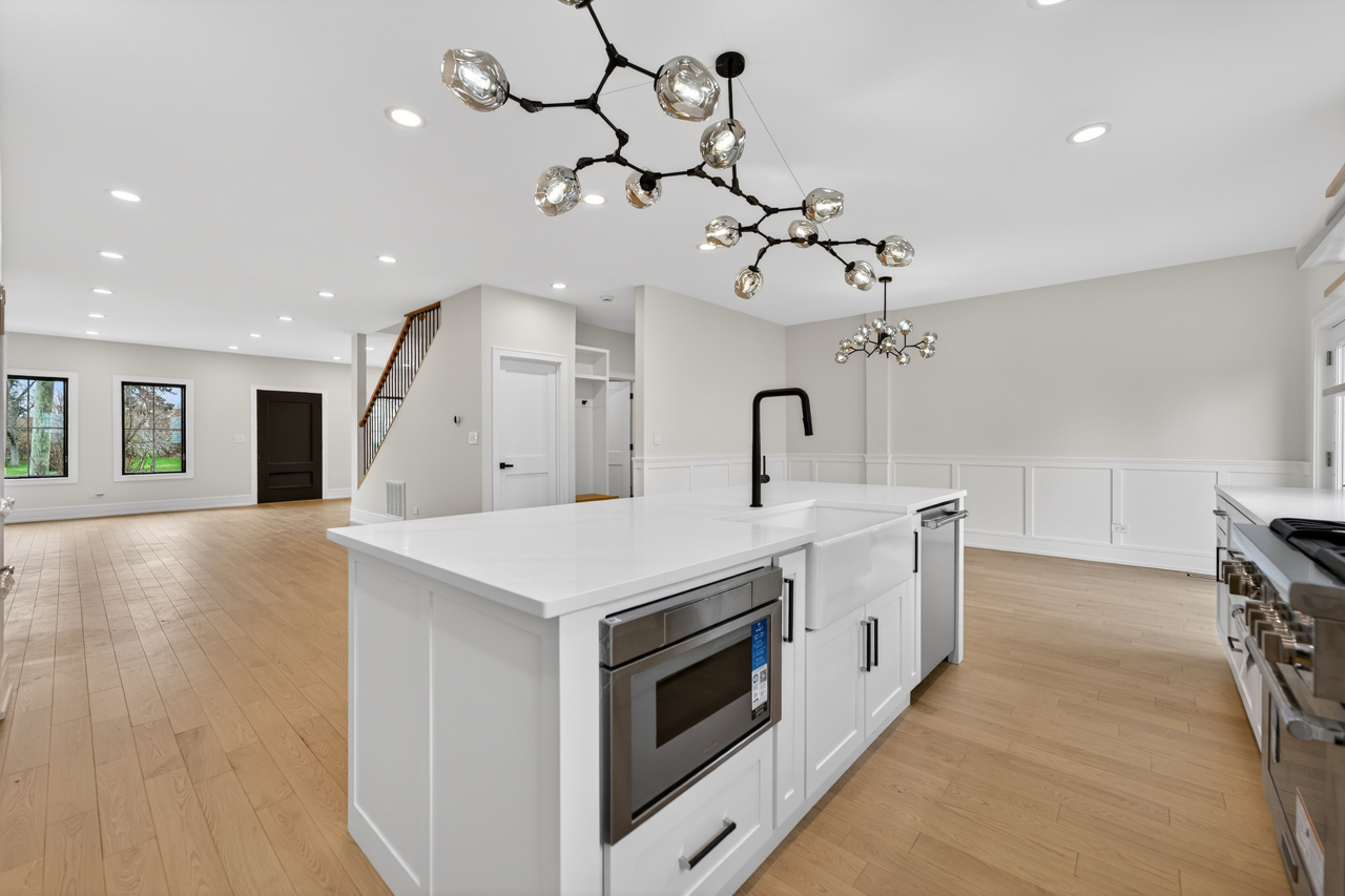 1634 63rd Street Property Photo 7