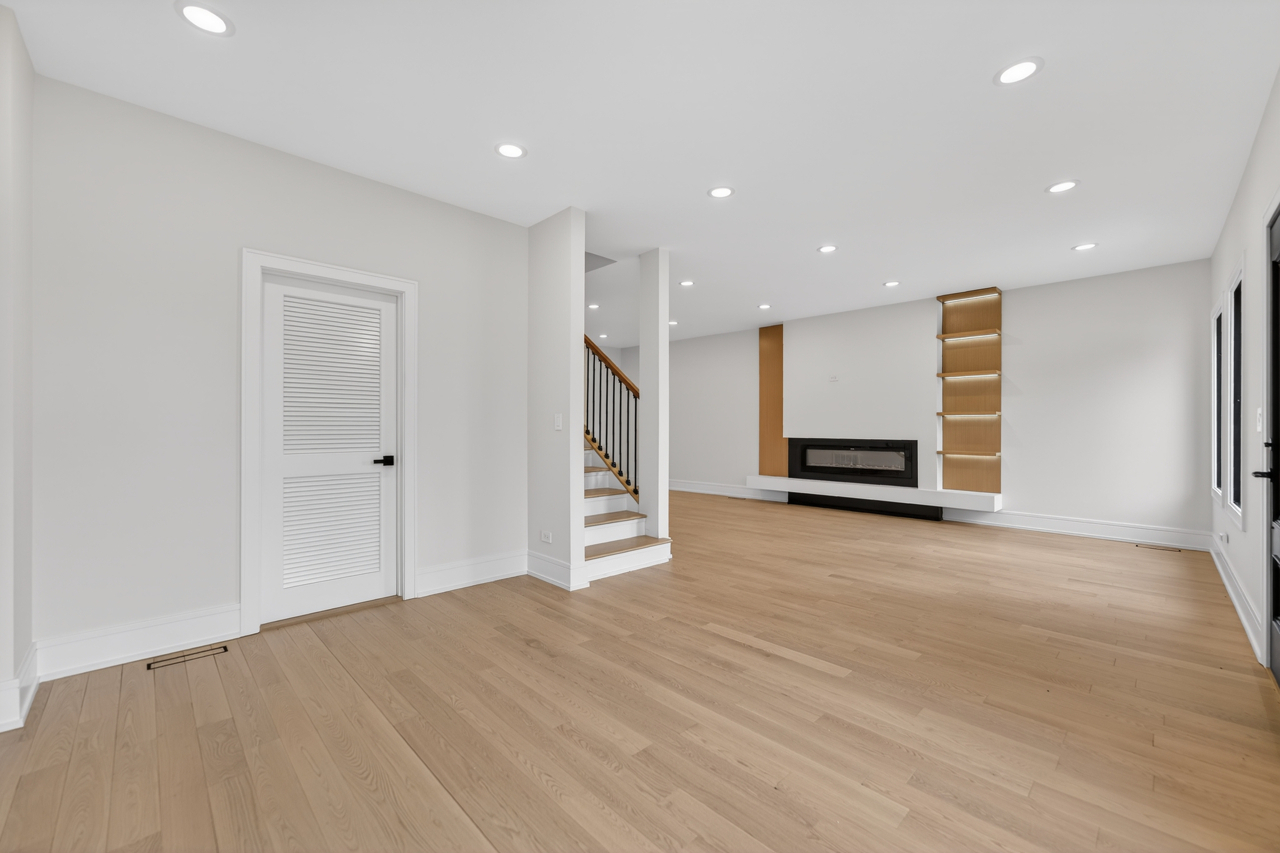 1634 63rd Street Property Photo 21