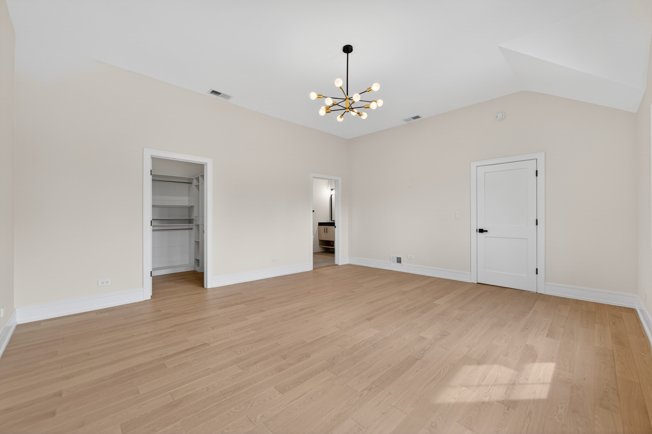 1634 63rd Street Property Photo 28