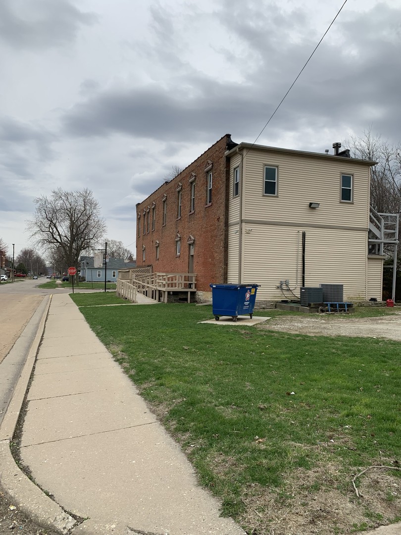 959 9th Street Property Photo 2