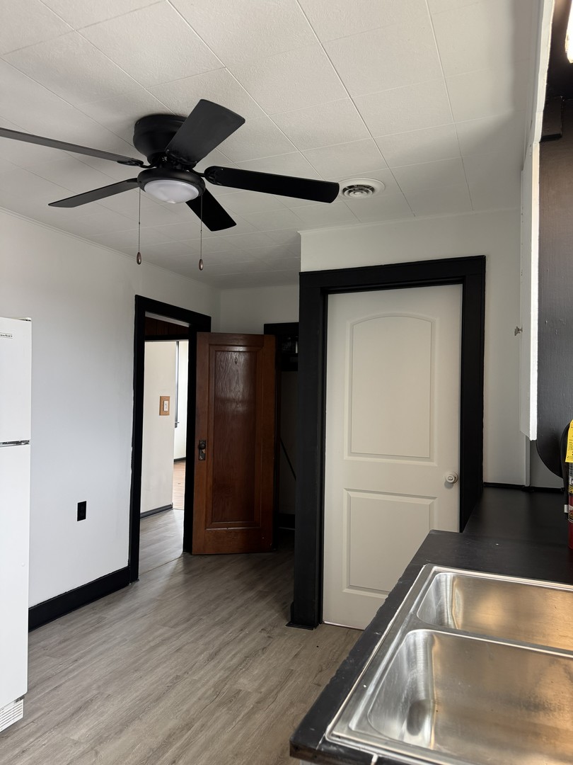 959 9th Street Property Photo 17