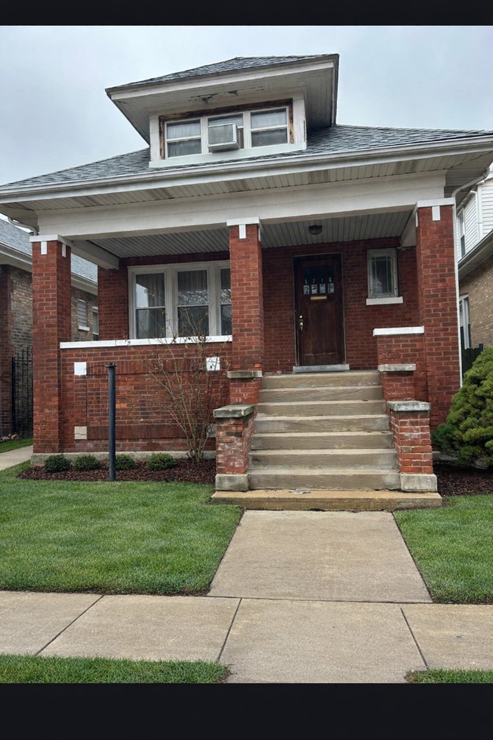 5716 S Campbell Avenue Property Photo 1