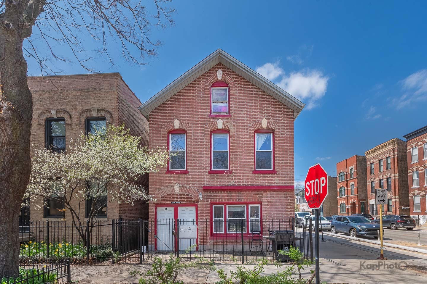 958 N Honore Street Property Photo 1