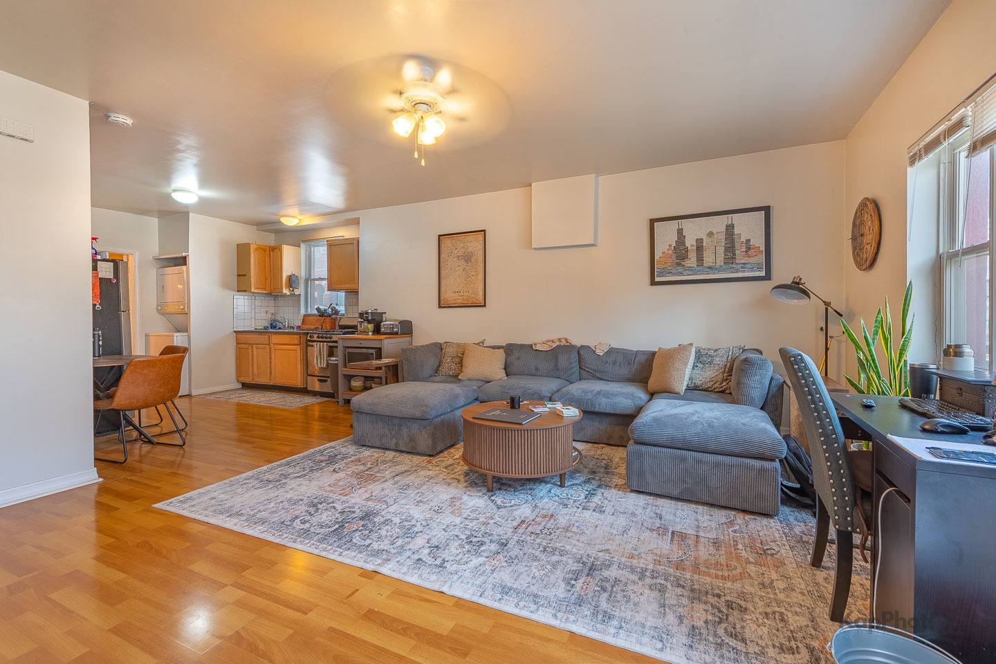 958 N Honore Street Property Photo 3