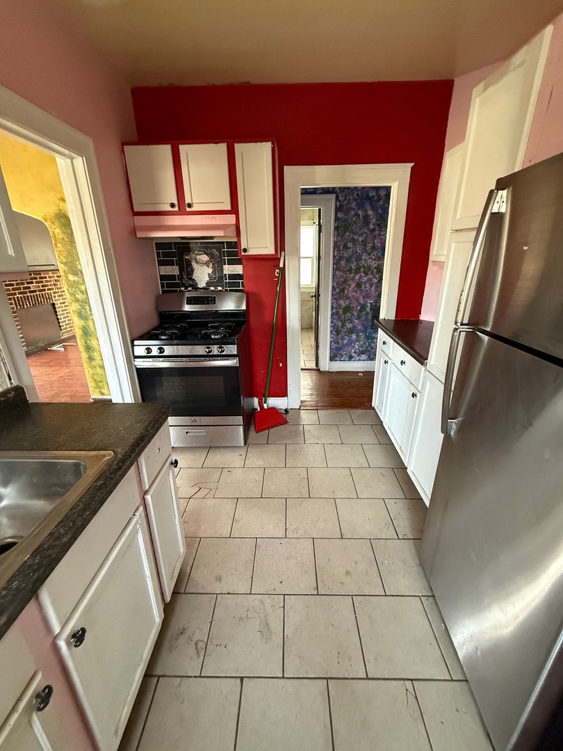 16808 Shea Avenue Property Photo 8