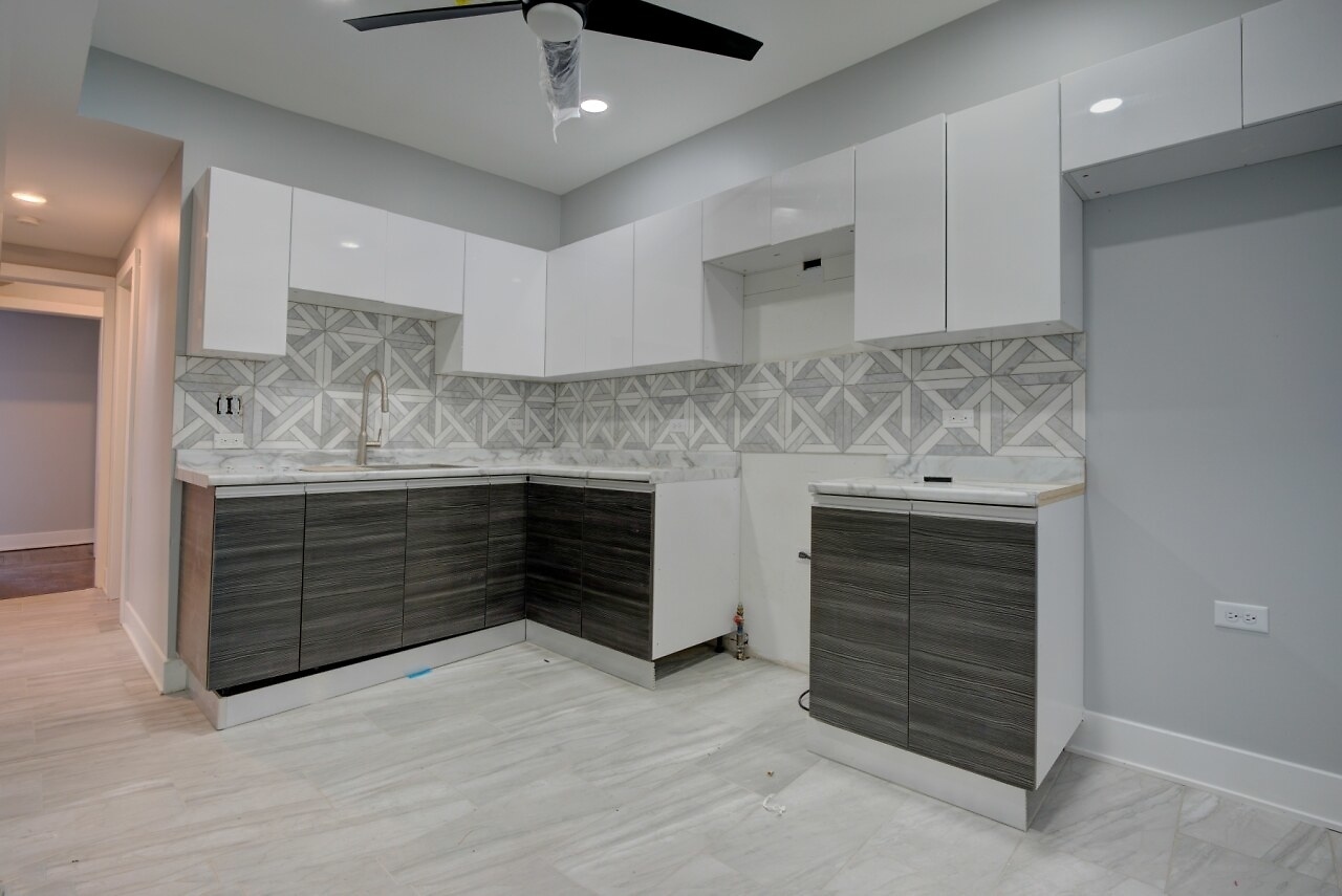7331 S Dante Avenue 2 Property Photo 8