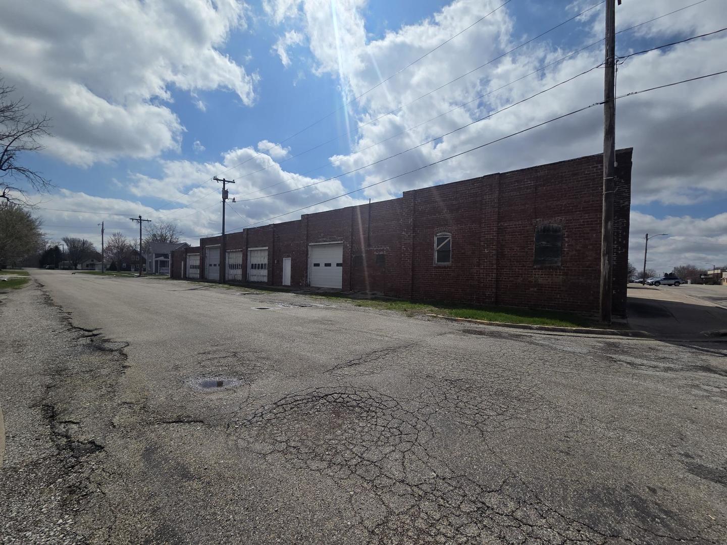 300 3rd Street Property Photo 4
