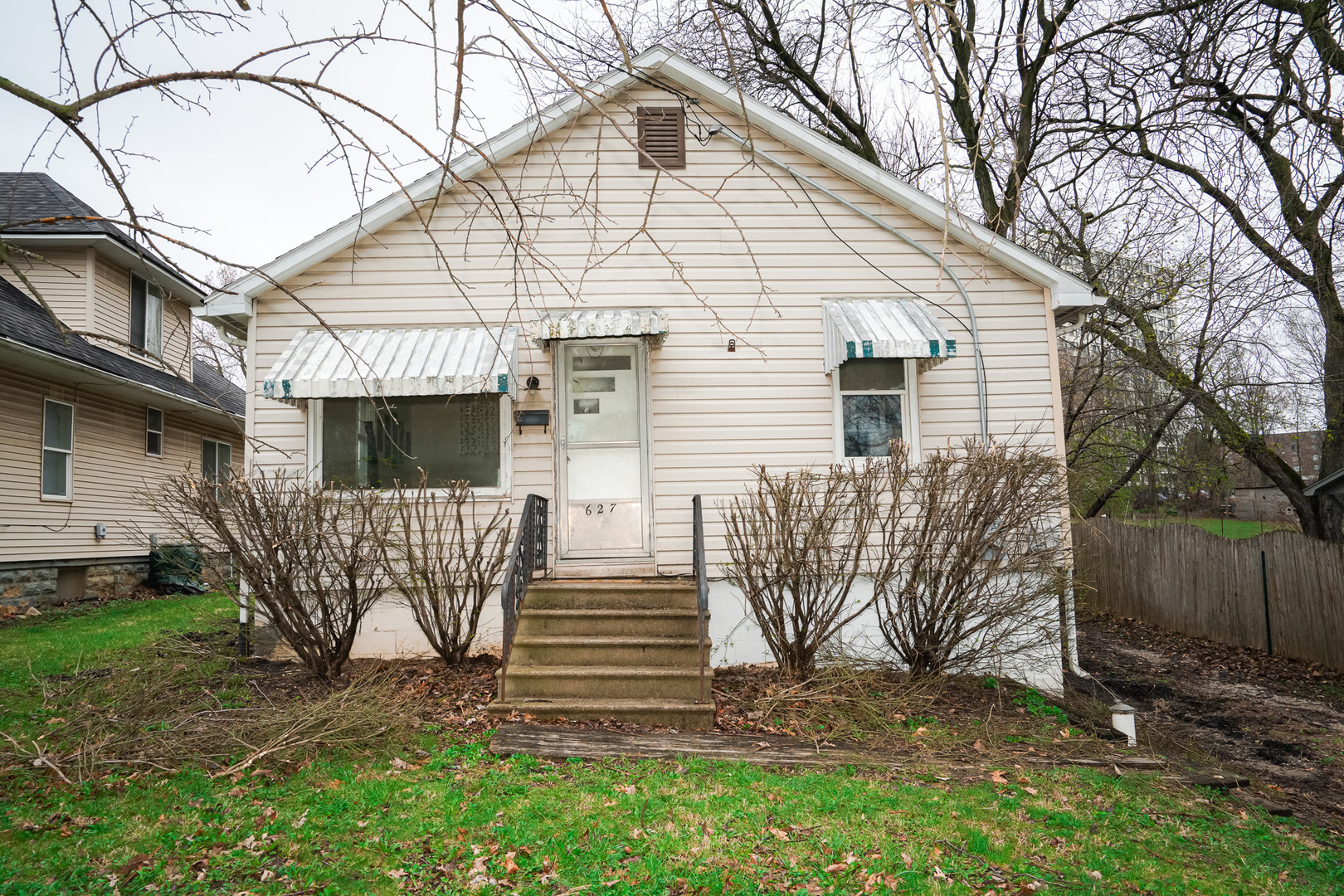 627 Manhattan Road Property Photo 1