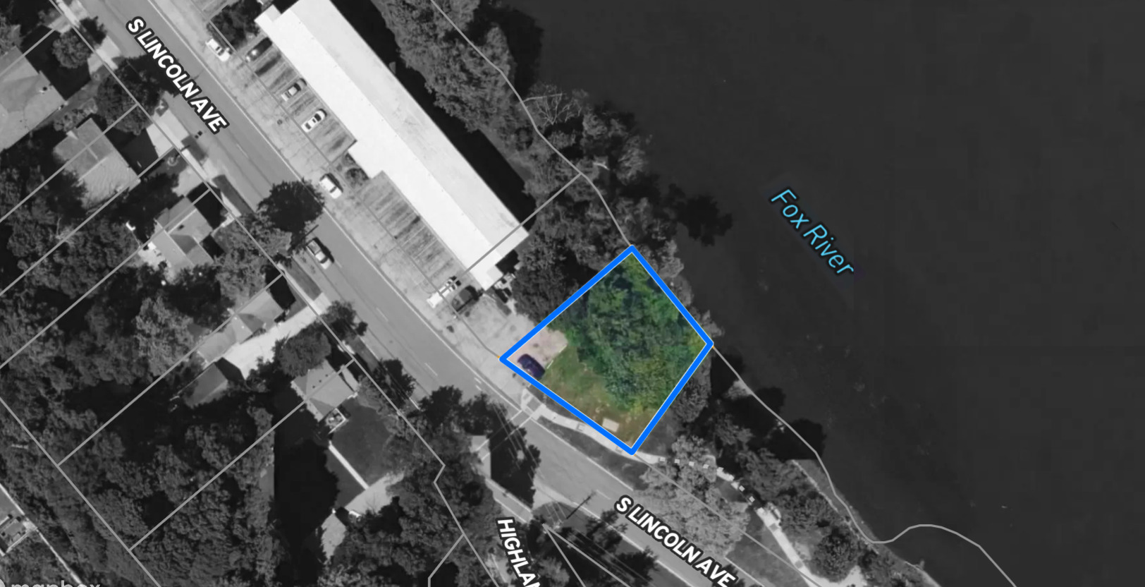 1 S Lincoln Avenue Property Photo 4