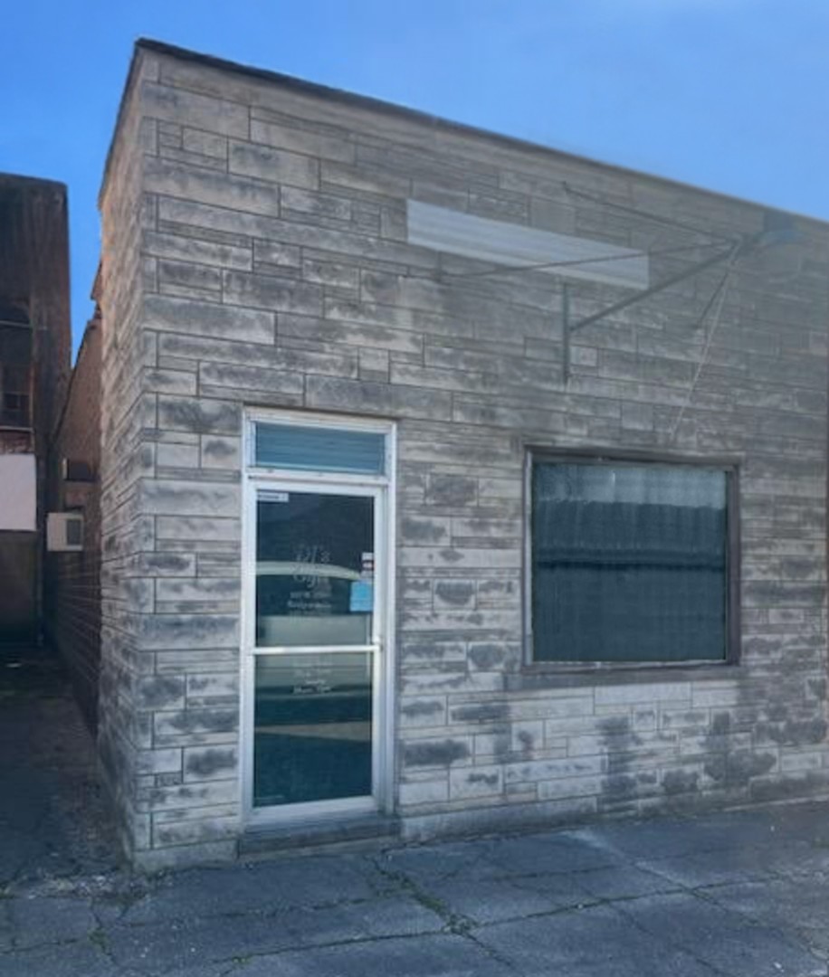 105 W Olive Street Property Photo 1
