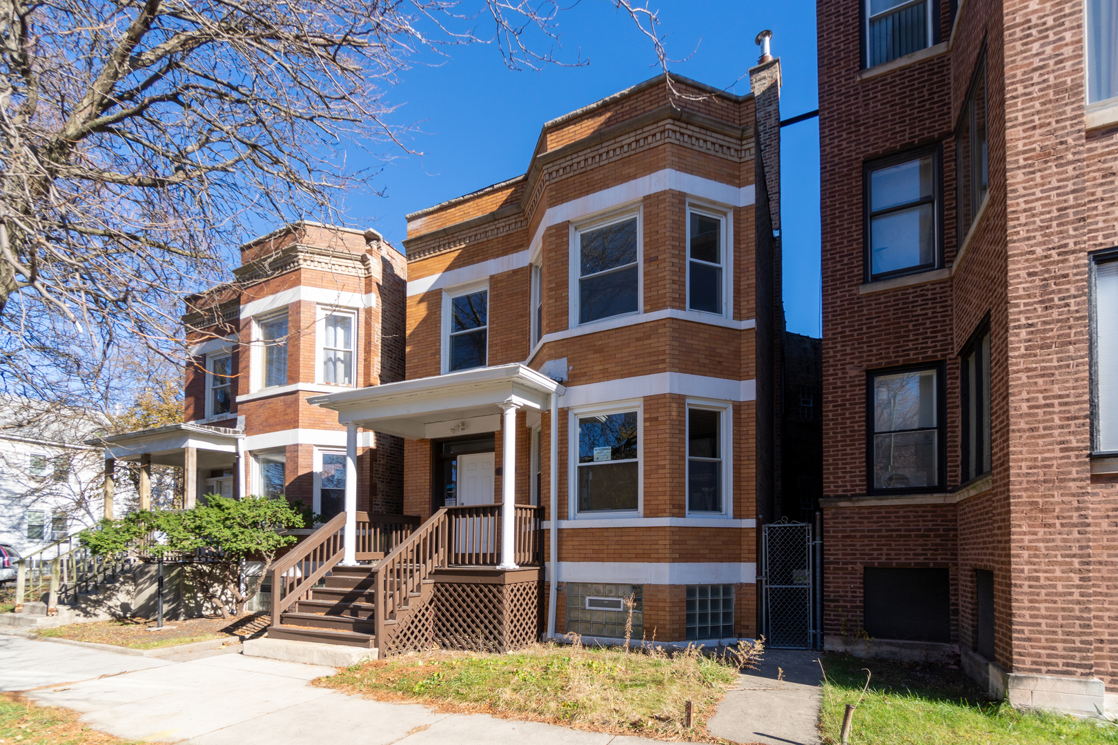 6961 S Eberhart Avenue Property Photo 3