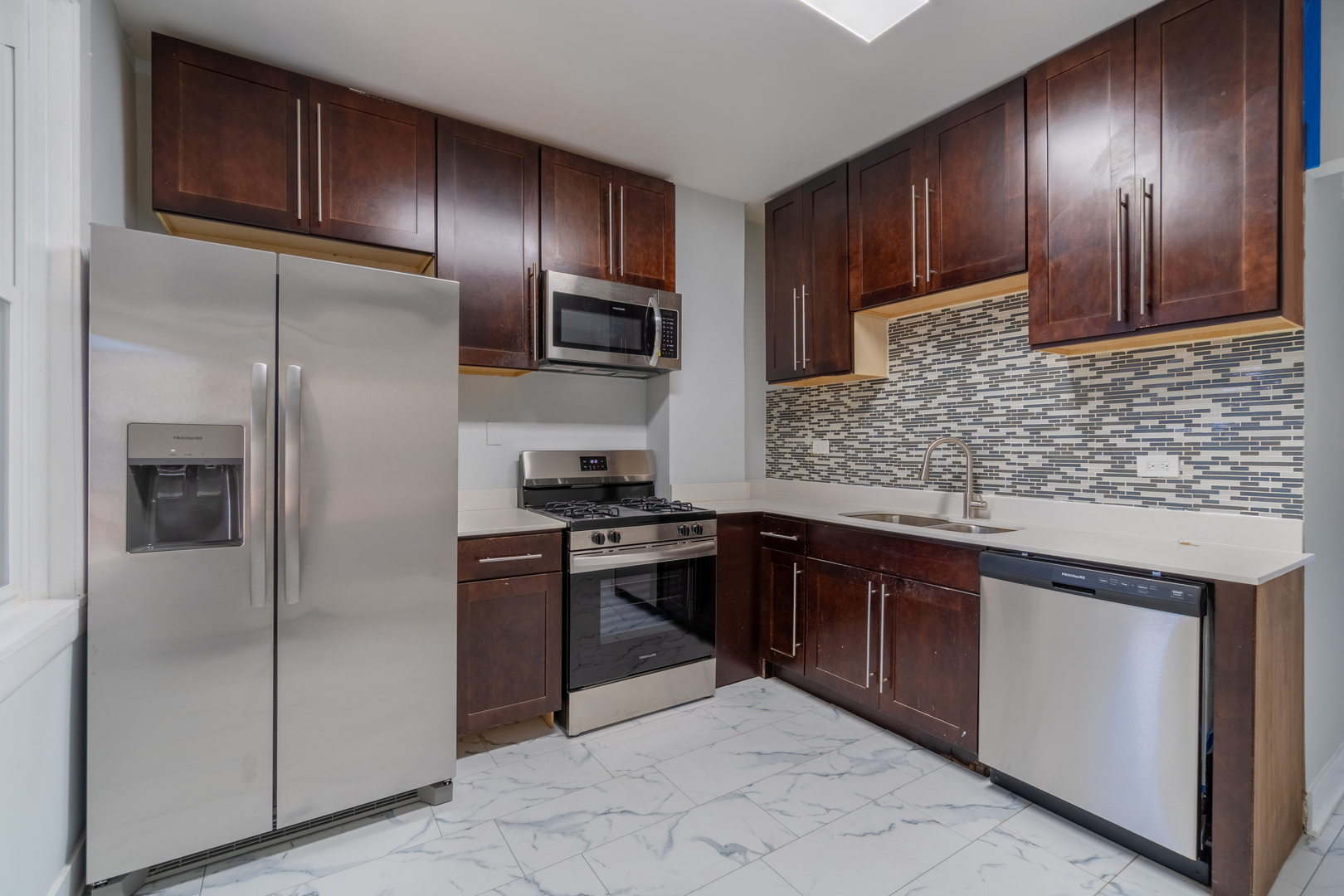 6961 S Eberhart Avenue Property Photo 15