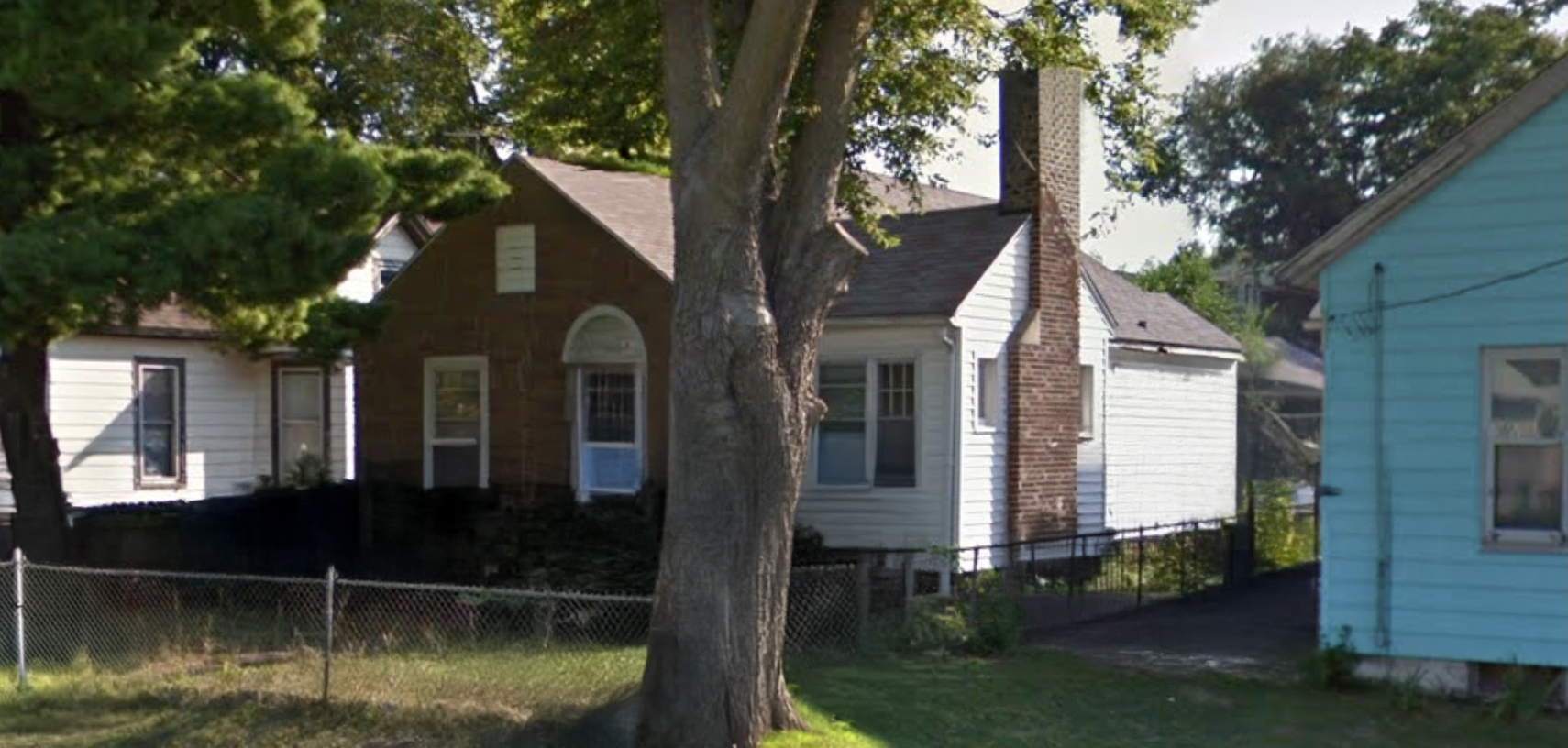 1425 7th Street Property Photo 2