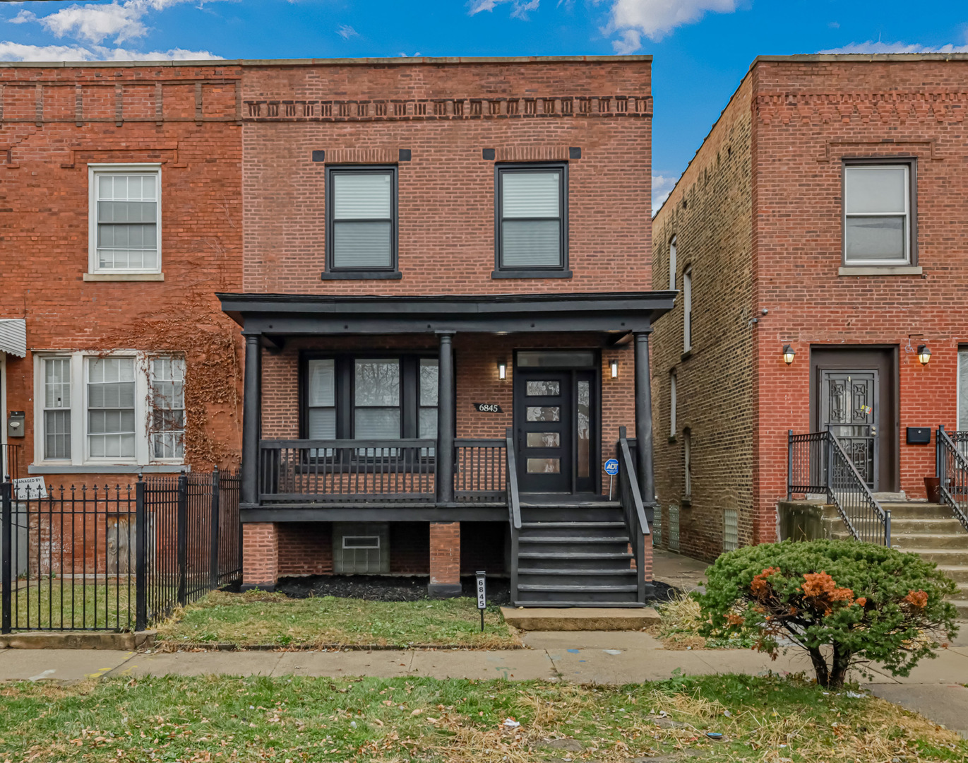 6845 S Saint Lawrence Avenue Property Photo 1