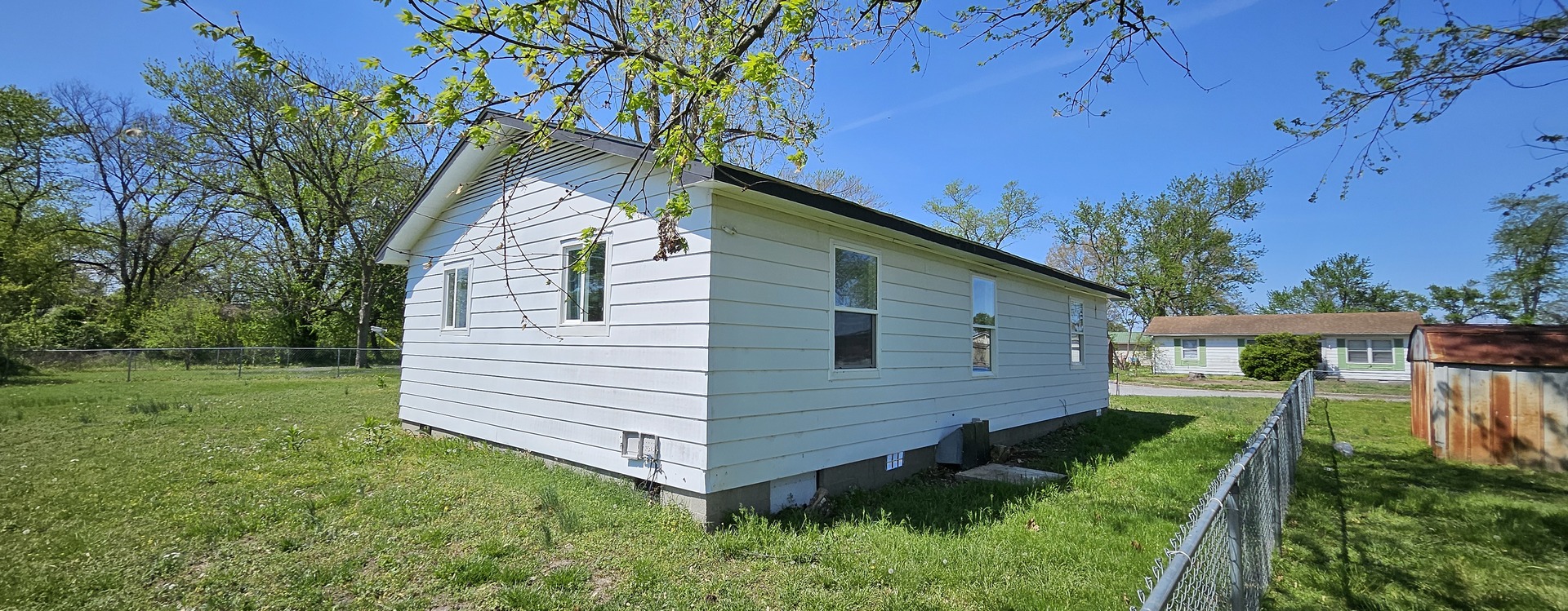 81 Creek Circle Property Photo 3