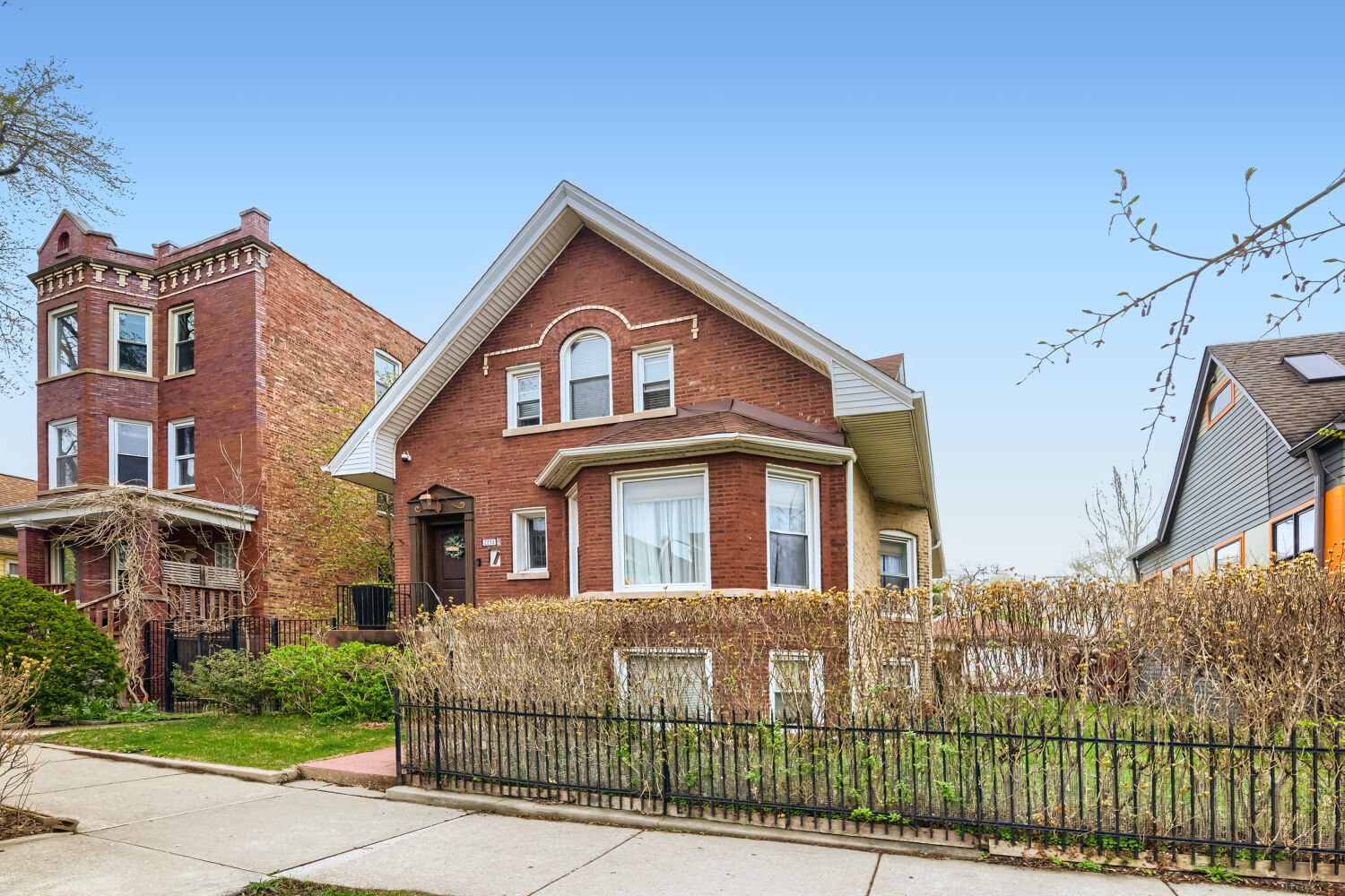 2231 N Lawndale Avenue Property Photo 1