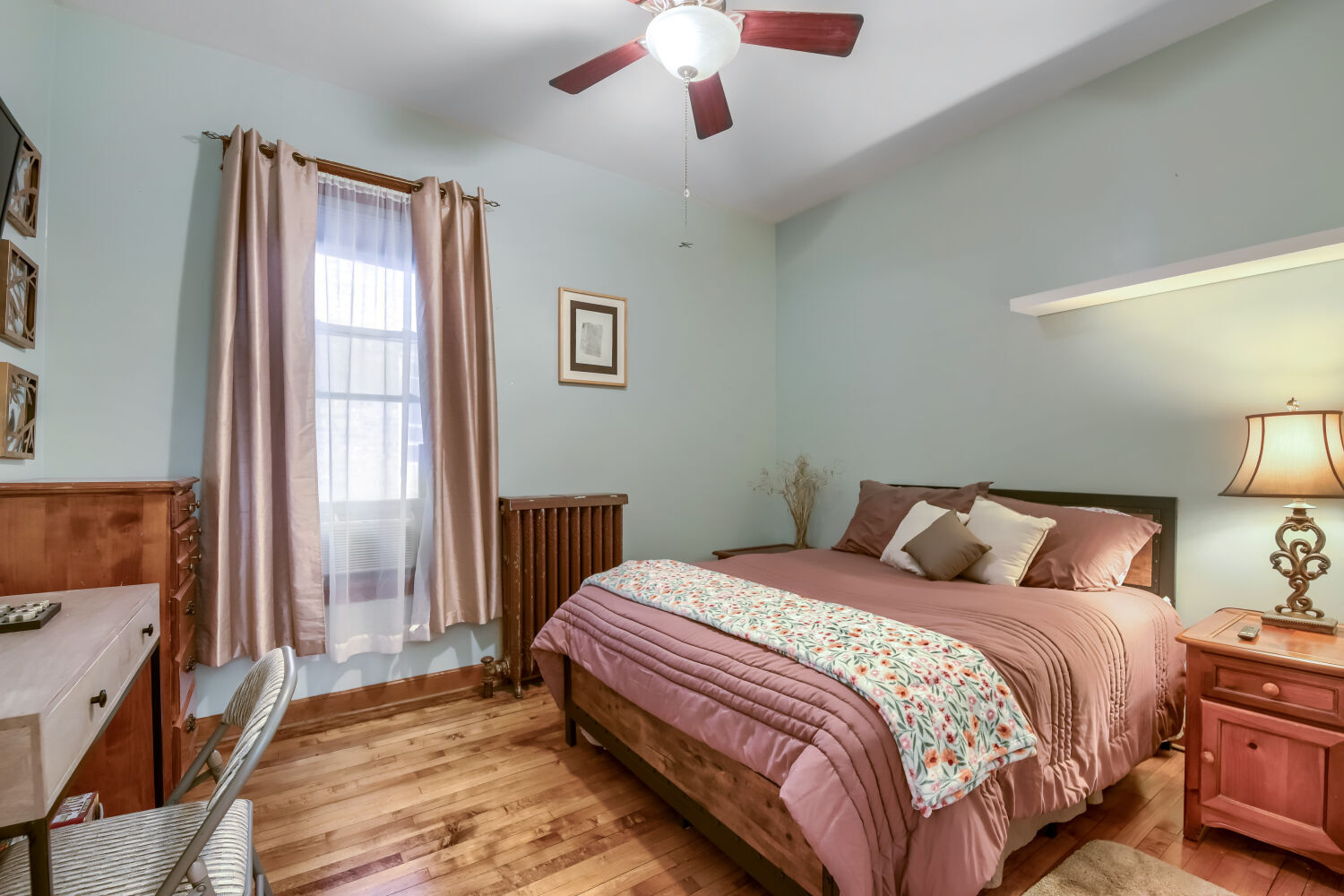 2231 N Lawndale Avenue Property Photo 18