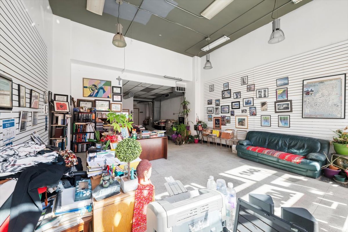 1725 S Ashland Avenue Property Photo 18