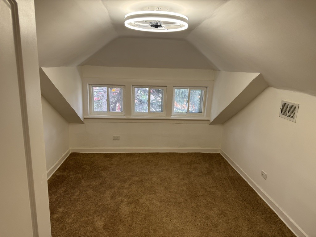 8445 S May Street Property Photo 11