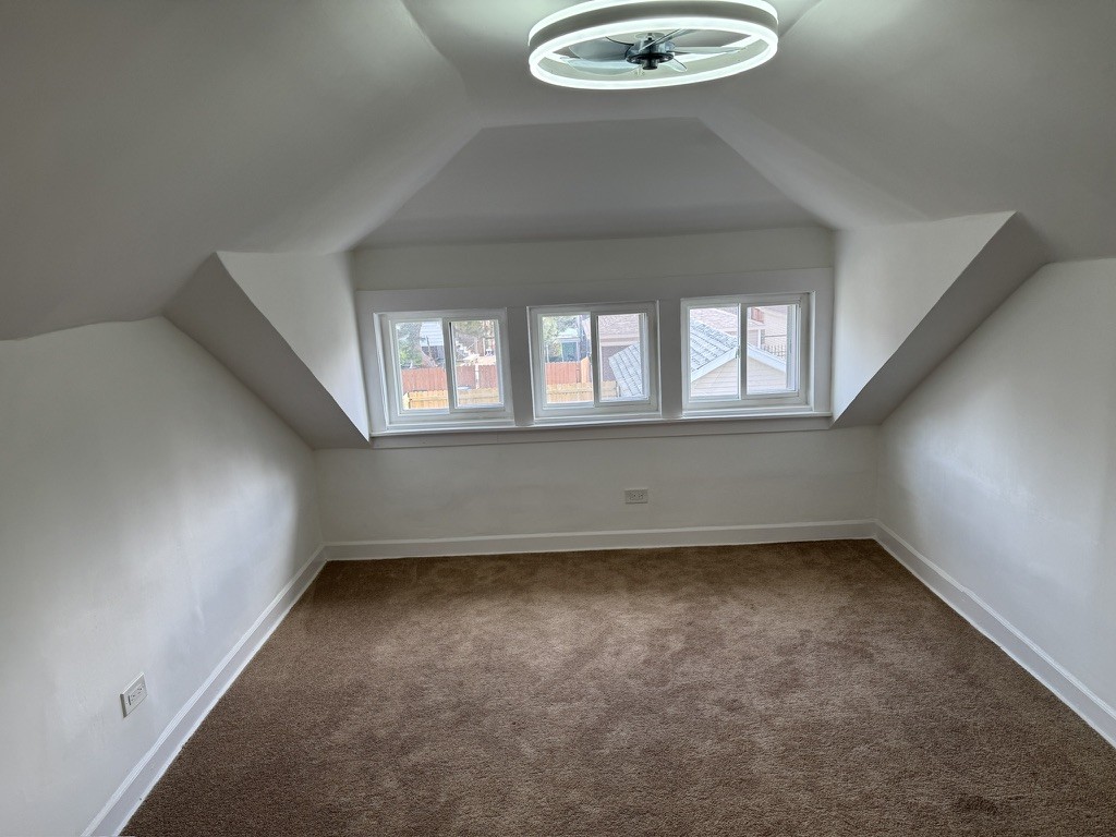 8445 S May Street Property Photo 13