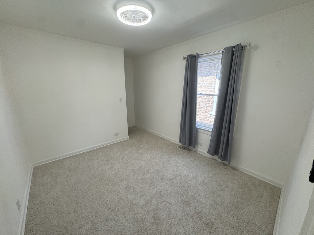 8445 S May Street Property Photo 16