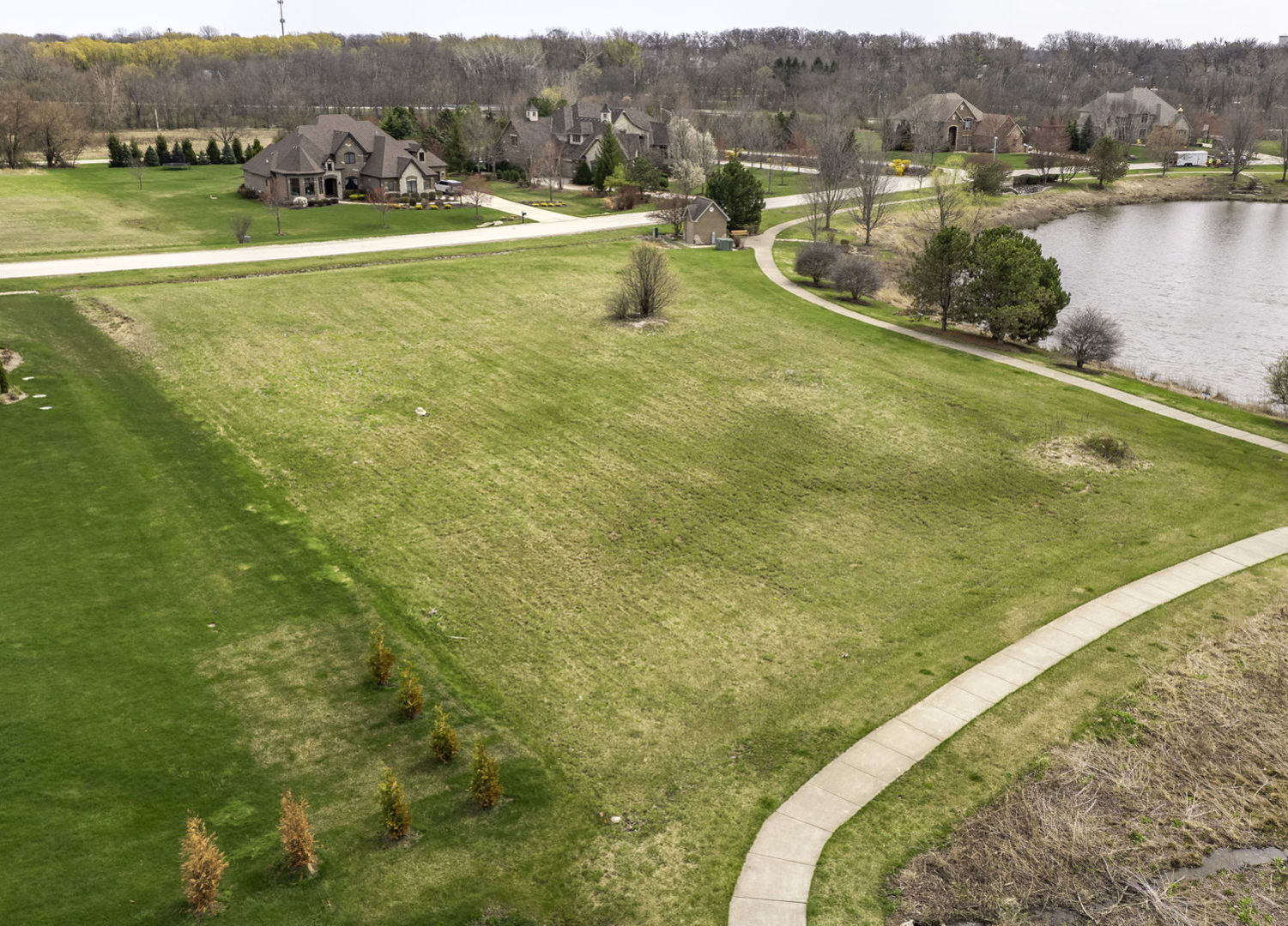 18490 S Pineprairie Drive Property Photo 2