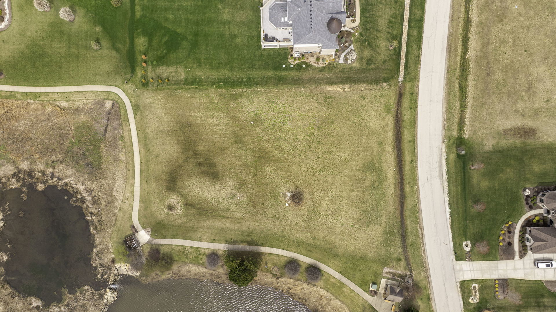 18490 S Pineprairie Drive Property Photo 10