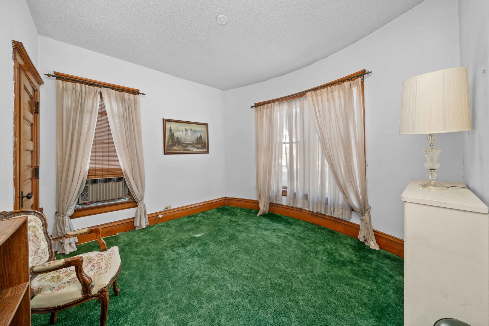 407 Ottawa Street Property Photo 9