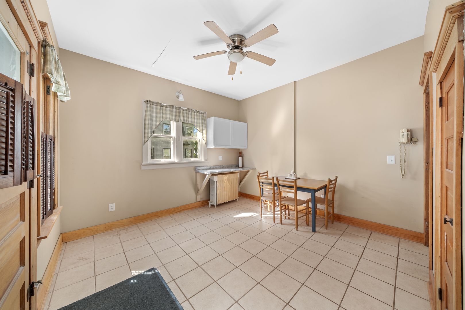 407 Ottawa Street Property Photo 14