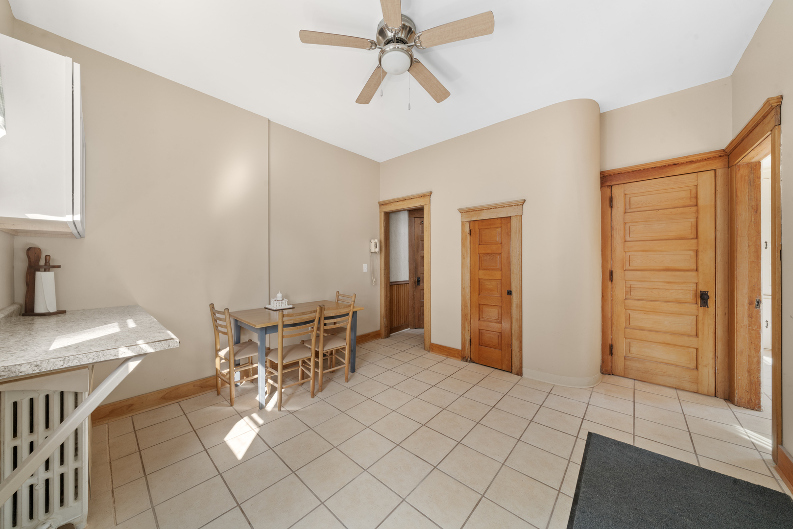 407 Ottawa Street Property Photo 15