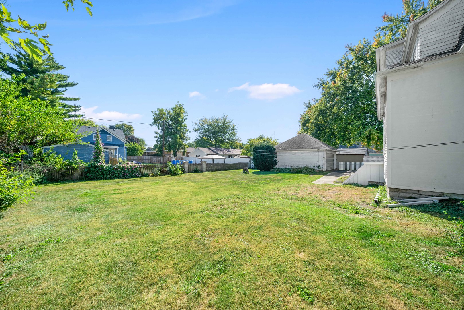 407 Ottawa Street Property Photo 42