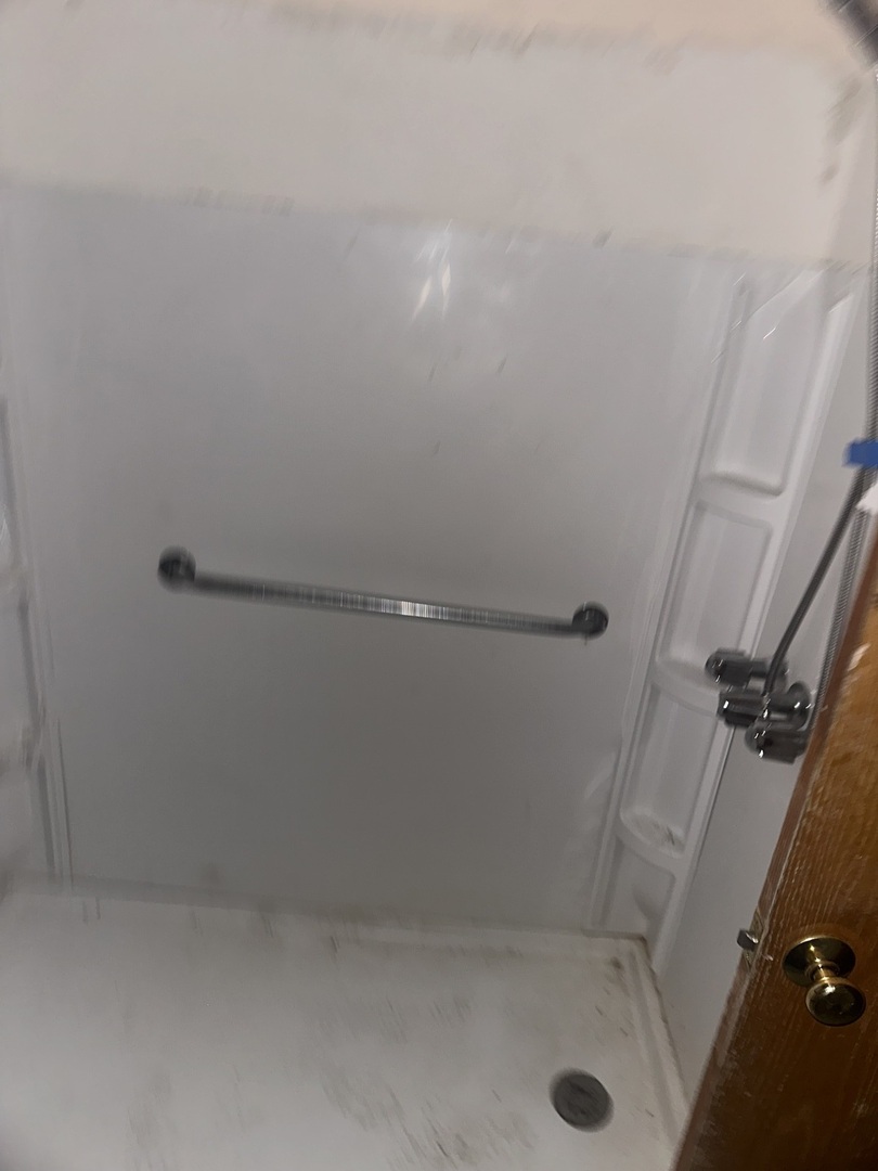 3702 Lincoln Lane Property Photo 6