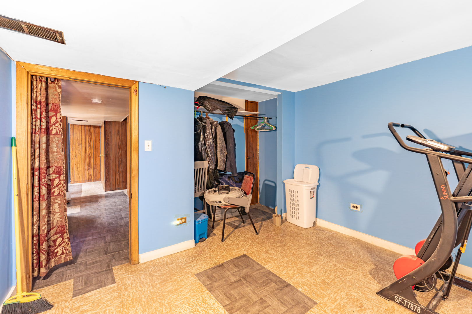 2710 Oak Park Avenue Property Photo 27