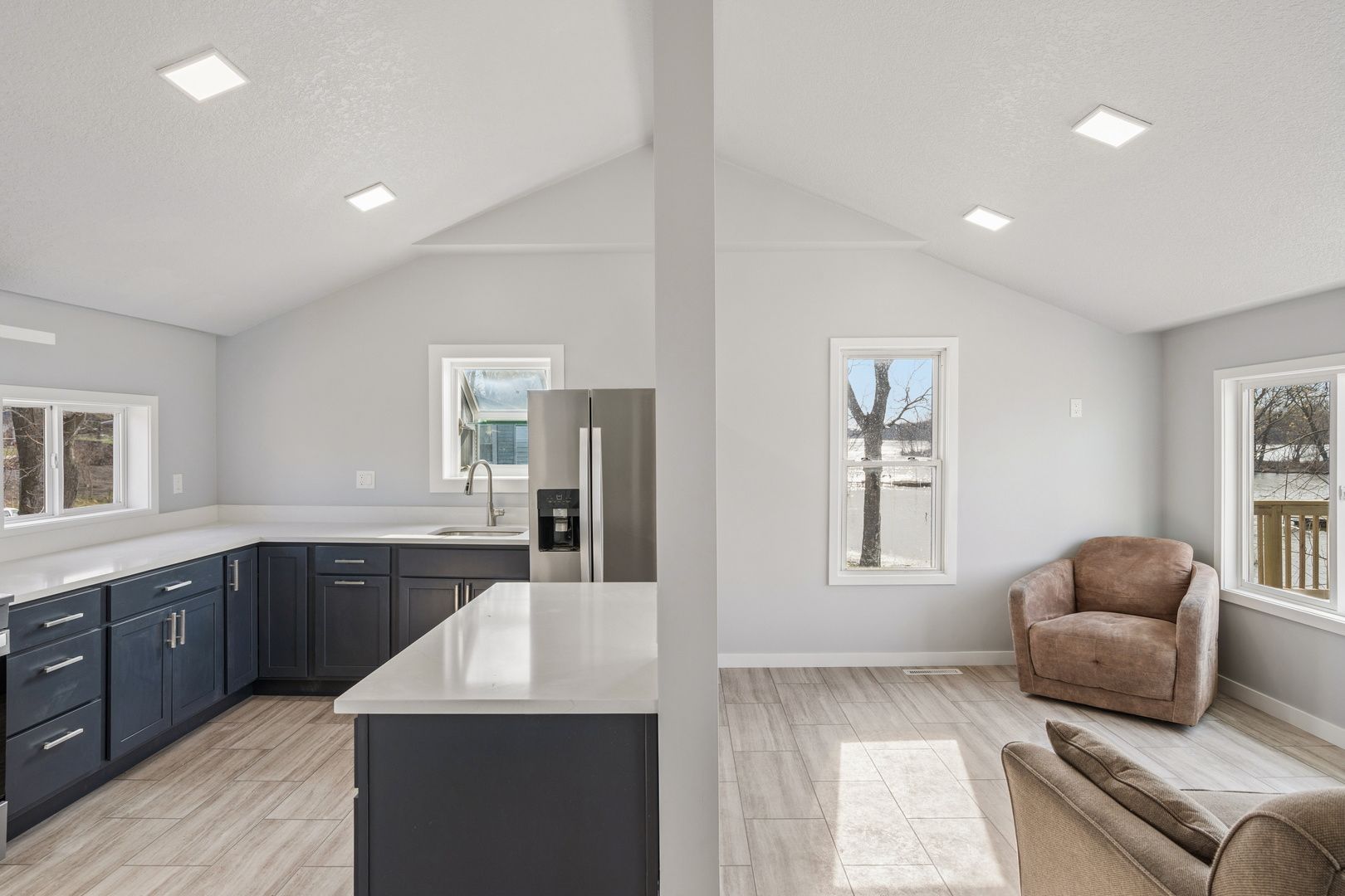 3664 Dismore Road Property Photo 15