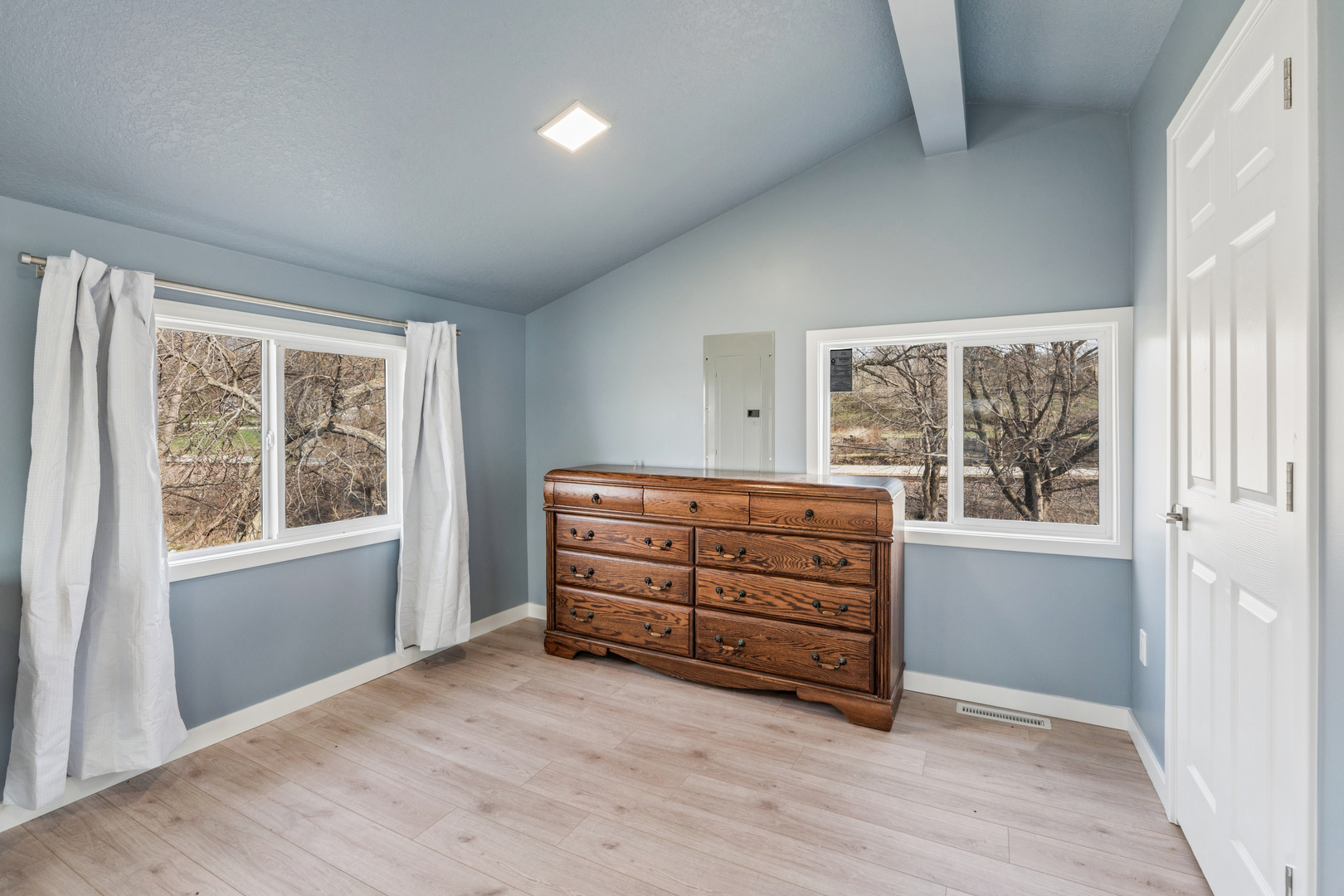 3664 Dismore Road Property Photo 24