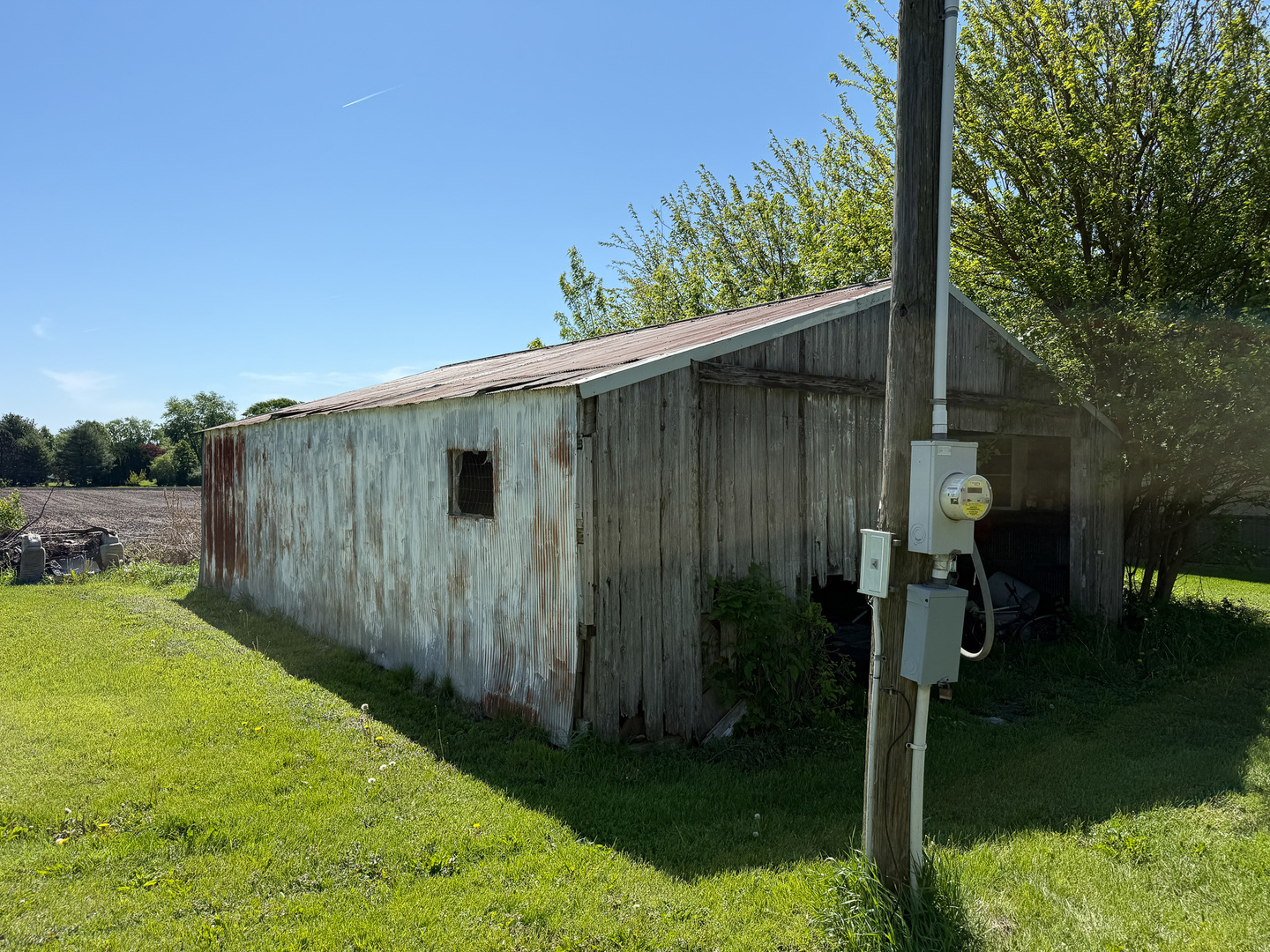 314 1/2 E Seminary Avenue Property Photo 21