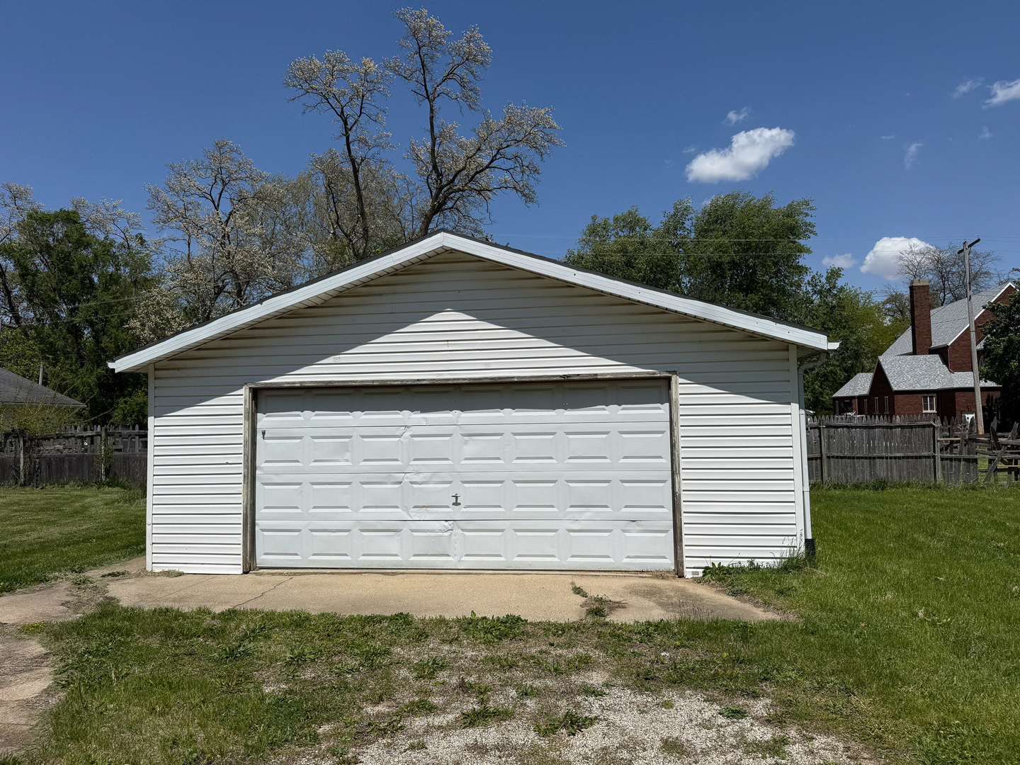 155 E Concord Street Property Photo 5