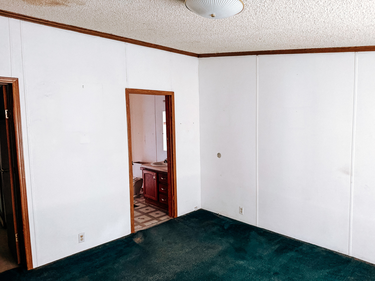 155 E Concord Street Property Photo 9